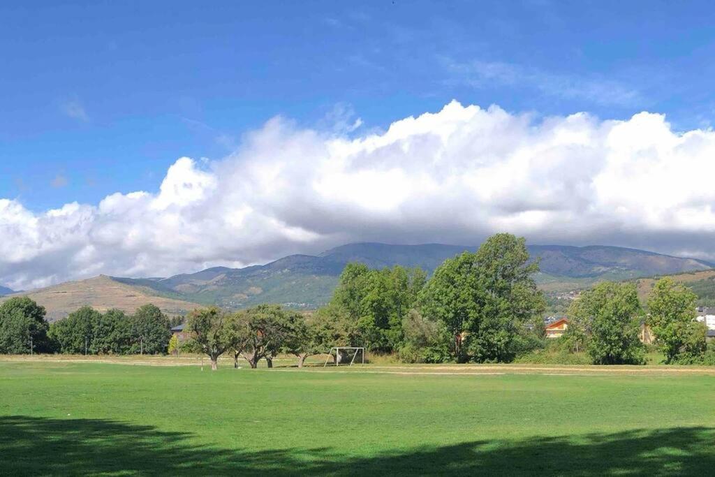 La Cabanita De Llivia, Cerdanya, Puigcerda Apartment Bagian luar foto